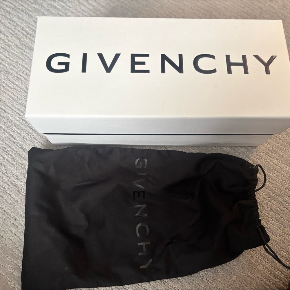 Givenchy White Box with Black Pouch